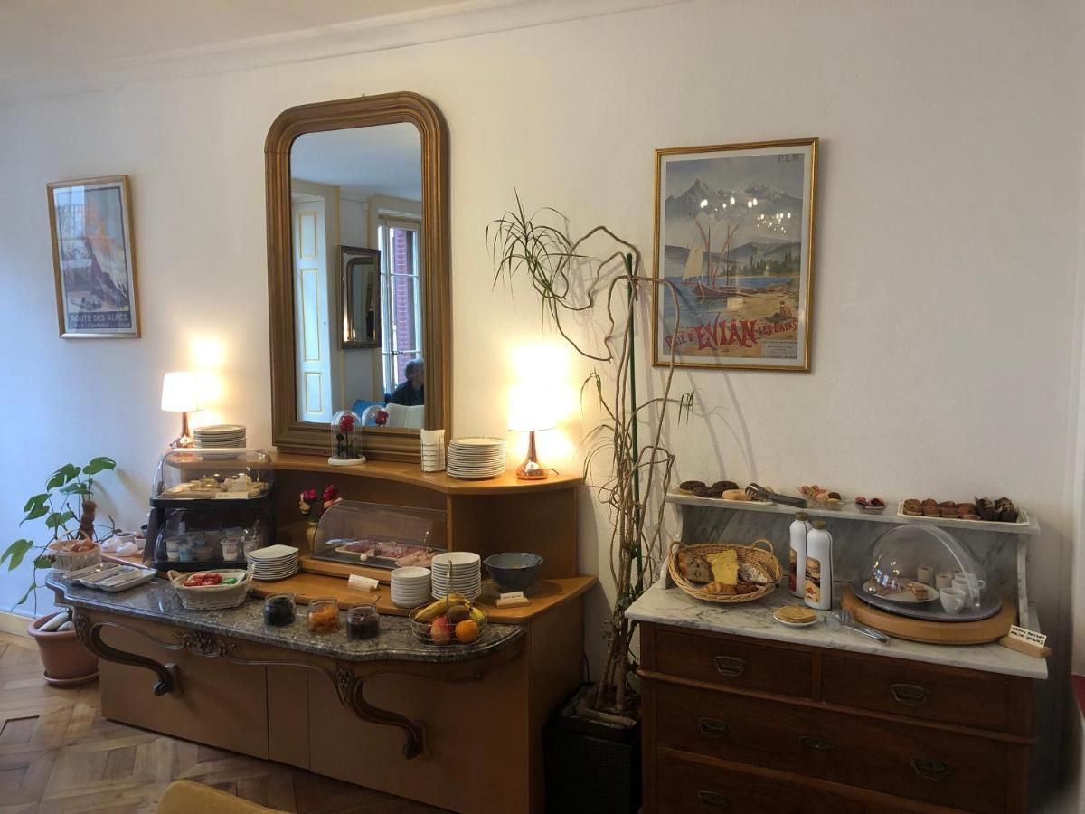 Hôtel Continental Évian-les-Bains Esterno foto