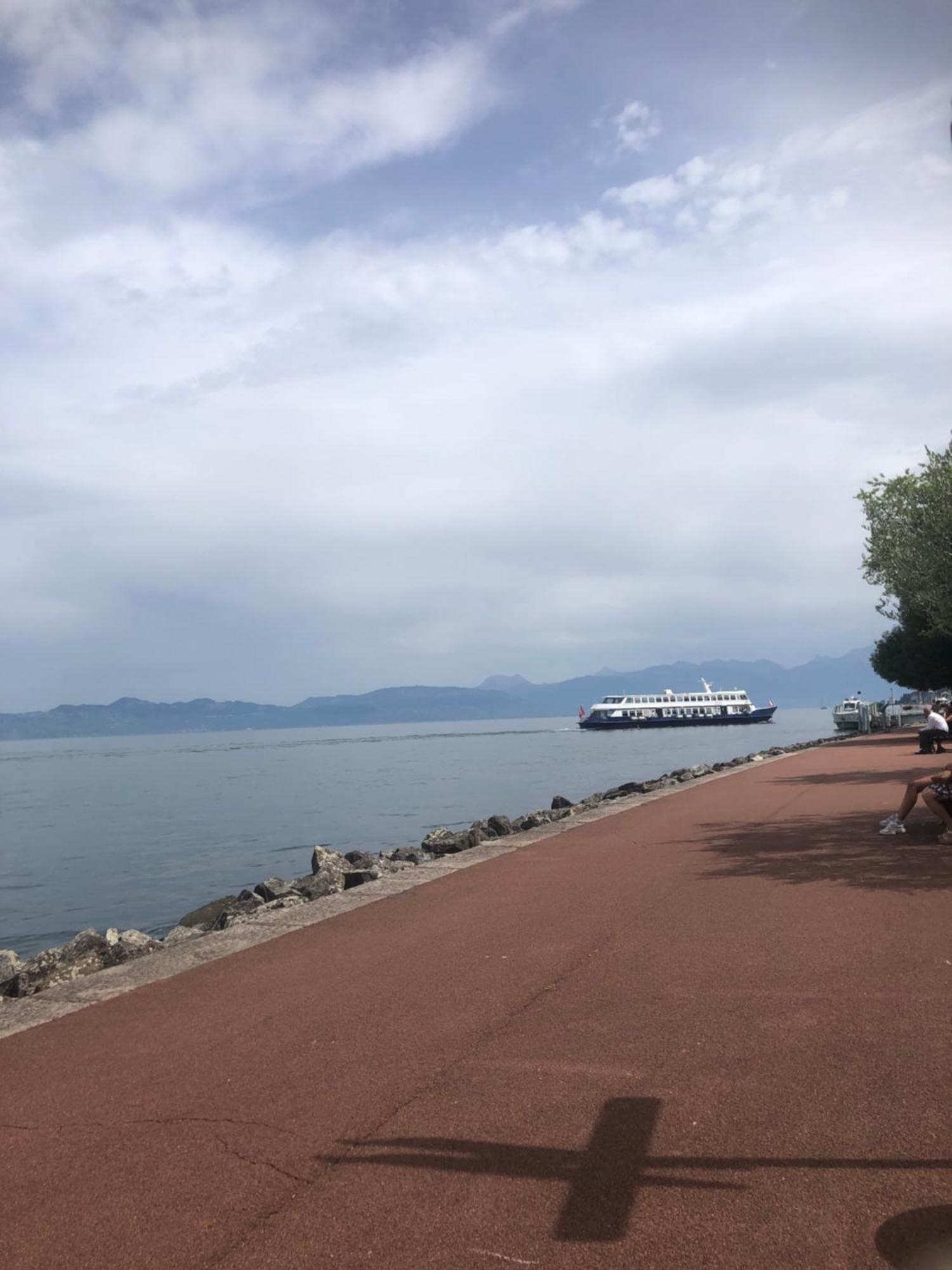 Hôtel Continental Évian-les-Bains Esterno foto