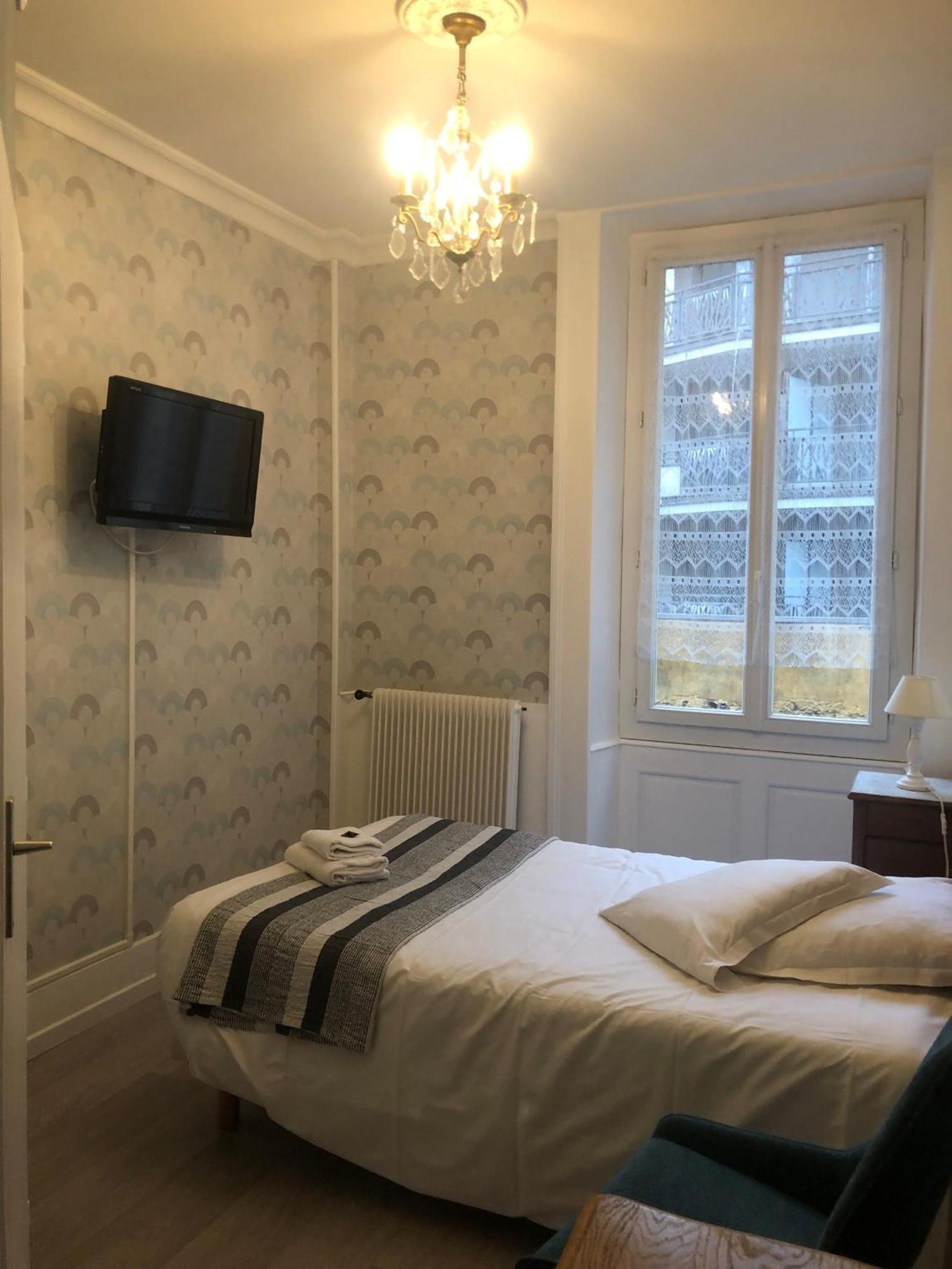 Hôtel Continental Évian-les-Bains Esterno foto