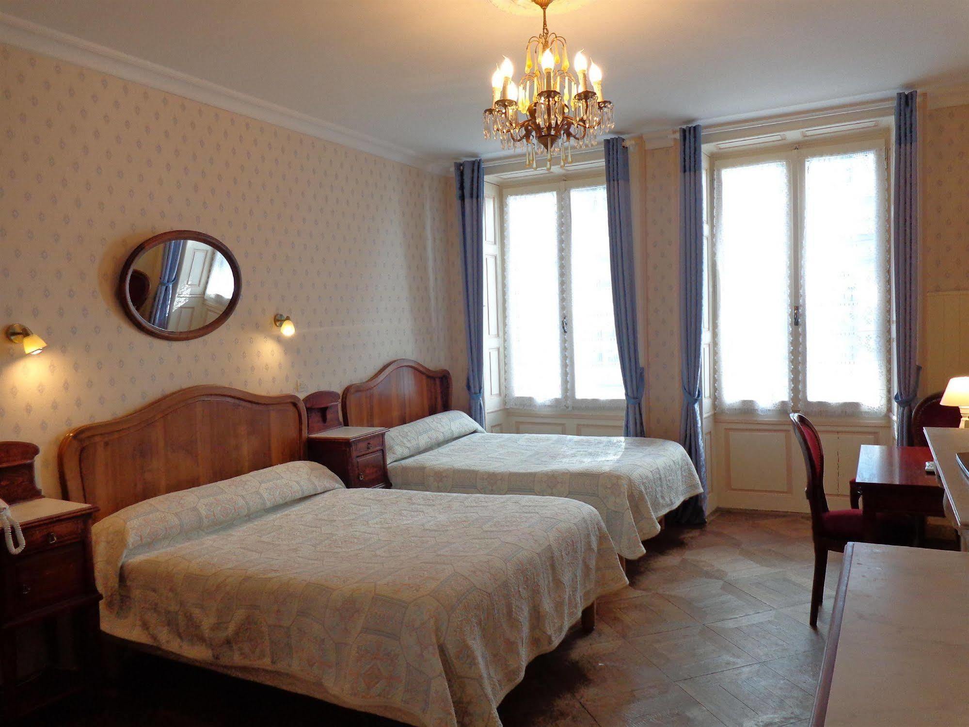 Hôtel Continental Évian-les-Bains Esterno foto